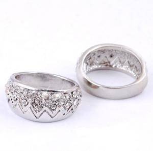 Luxurious Cluster 18KGP Rings
