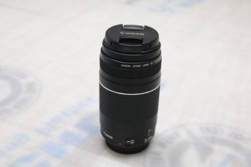 Canon Zoom Lens EF 75-300mm 1:4-5.6 III