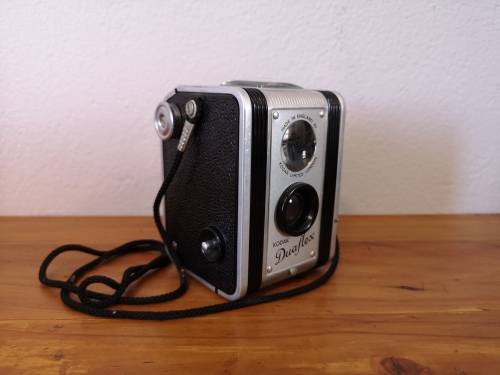 Kodak Duaflex I pseudo tlr film camera