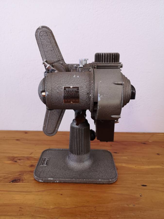 Revere Eight 8mm film projector model 85