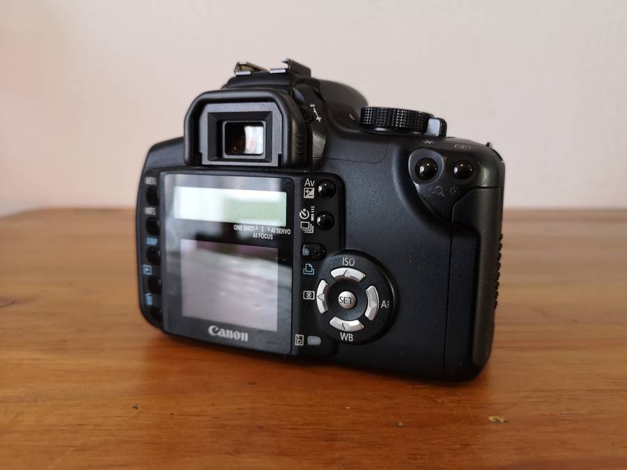 Canon 350D **No battery, untested**