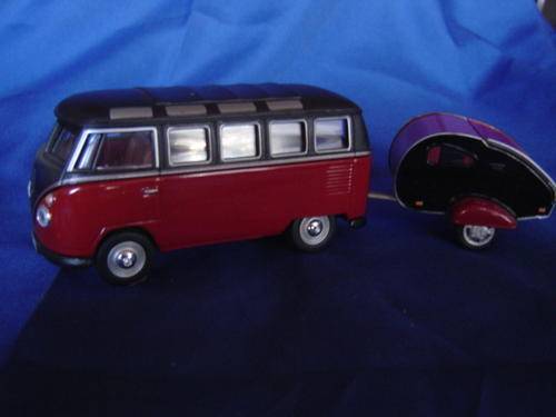 Schuco VW Combi And Caravan MIB