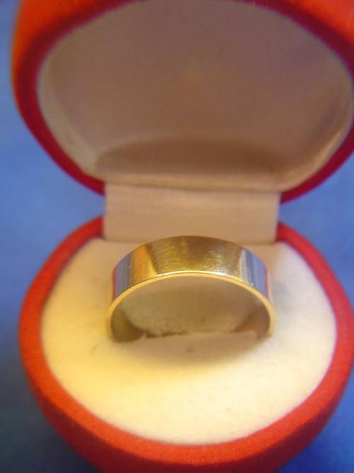 9ct Gold Ring Wedding Band