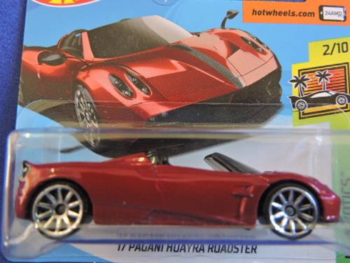 Hot Wheels PAGANI HUAYRA ROADSTER Supercar ( Red )