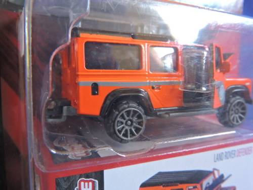 Majorette Land Rover Defender 110 ( Orange ) MIB  # BAKKIE BONANZA #..Like Hot Wheels