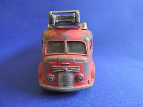 DINKY SUPERTOYS 955 Fire Engine Meccano Ltd  like Corgi Toys