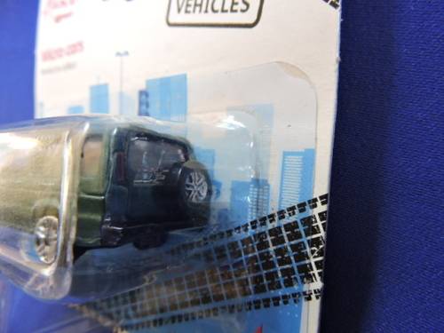 Land Rover Discovery 2 ( Green ) in sealed packaging # BAKKIE BONANZA #..Like Hot Wheels