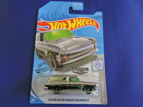 Hot Wheels Volkswagen VW Squareback ( ZAMAC ) Long Card..
