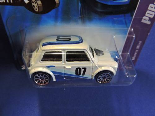 Hot Wheels MORRIS MINI ( White # 7 ) from the POP-OFFs range   Long Card   # MINI MANIA #