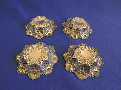 Hallmarked Sterling Silver 4 x Matching Bonbon Dishes BIRMINGHAM 1907