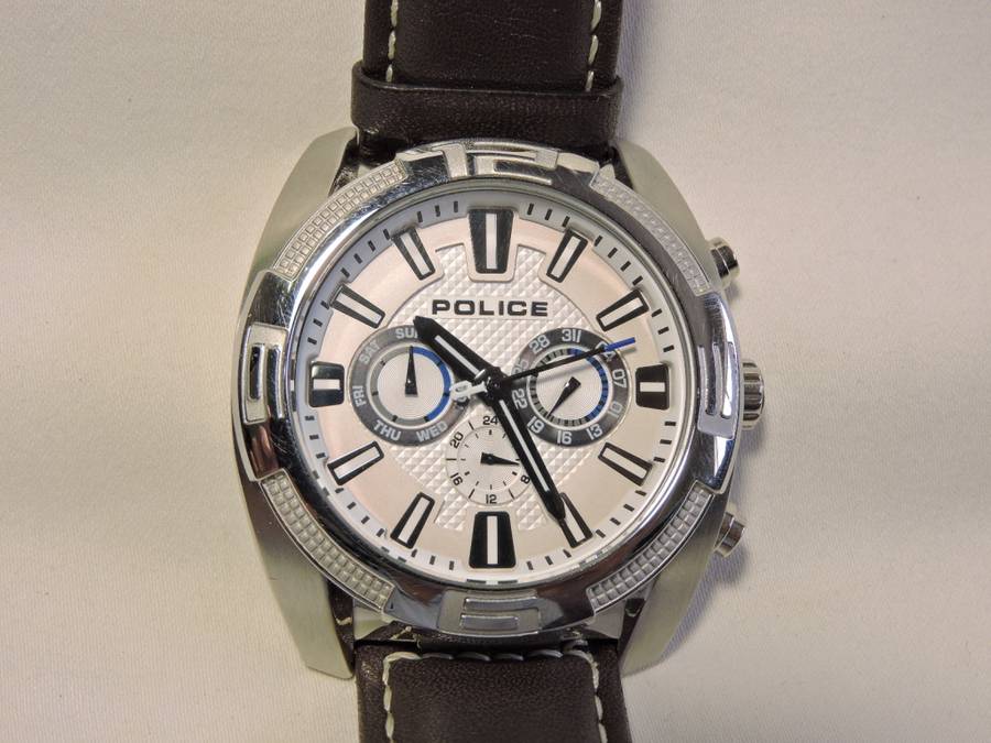POLICE mens wristwatch