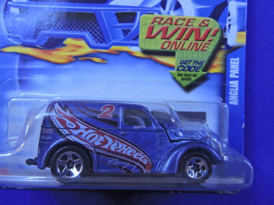 Hot Wheels FORD Anglia Panel Van ( HW Blue )
