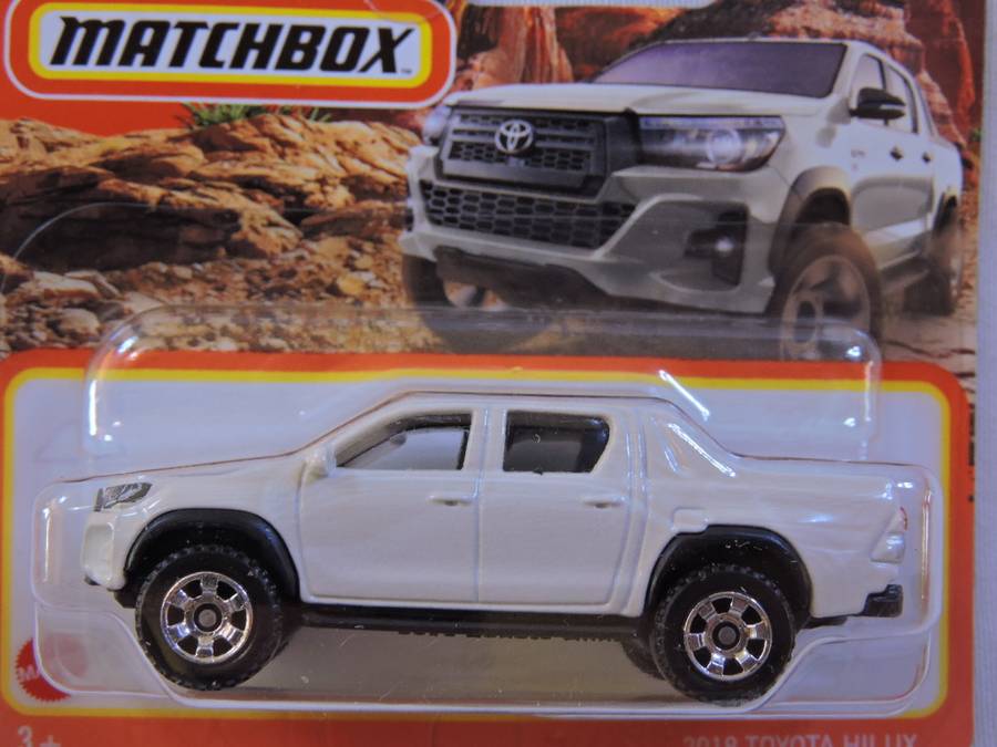 Matchbox TOYOTA Hilux Double Cab Bakkie ( White ) Like Hot Wheels