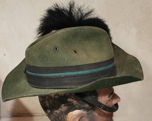 RHODESIAN AFRICAN RIFLES OFFICERS SLOUCH HAT