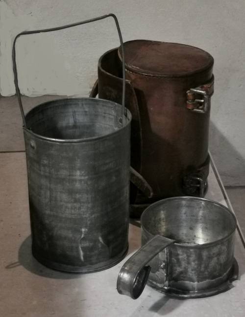 BOER WAR BRITISH CAVALRY OFFICERS MESS TIN