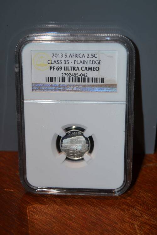 *** ULTRA  RARE 2013 Trains of South Africa - Class 35 ***