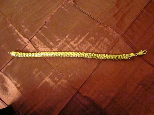 Stunning 22ct GP Round Bracelet