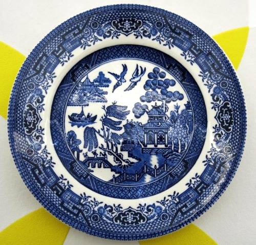 Blue Willow by Churchill England plate (16.5cm)