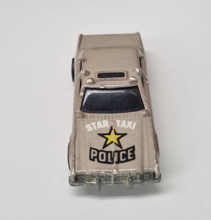 Hot Wheels Vintage Star Taxi Police