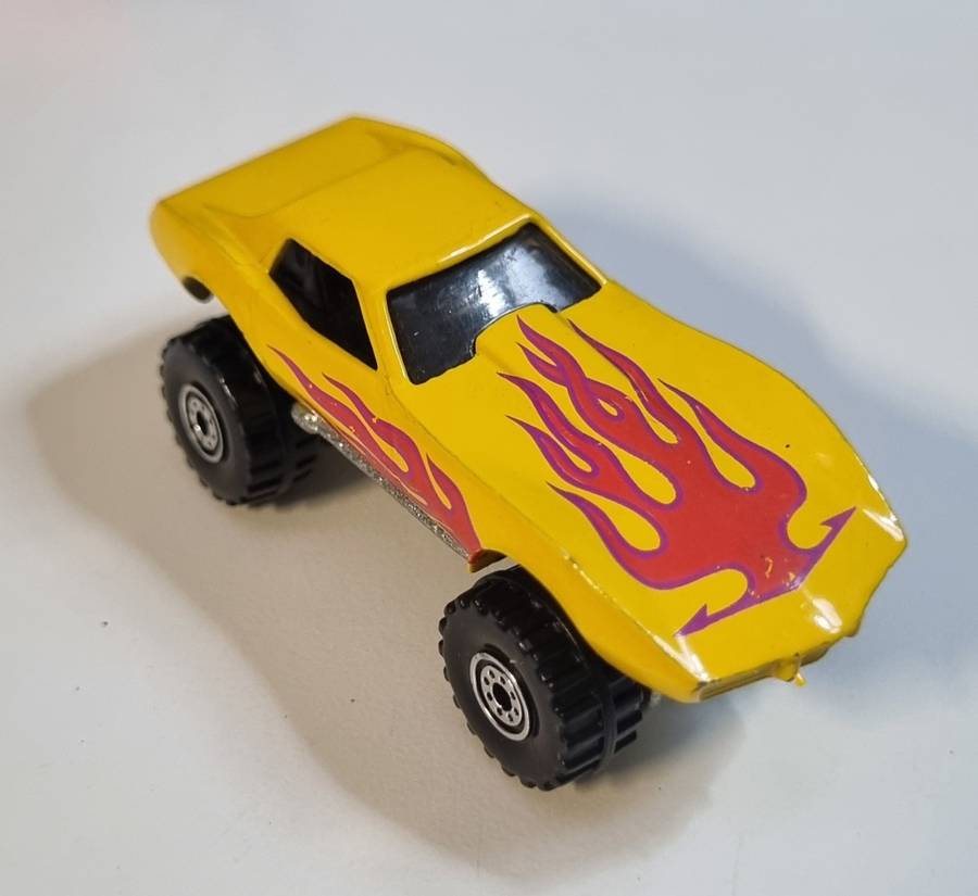 Hot Wheels Vintage 4x4 Monster Corvette Stingray