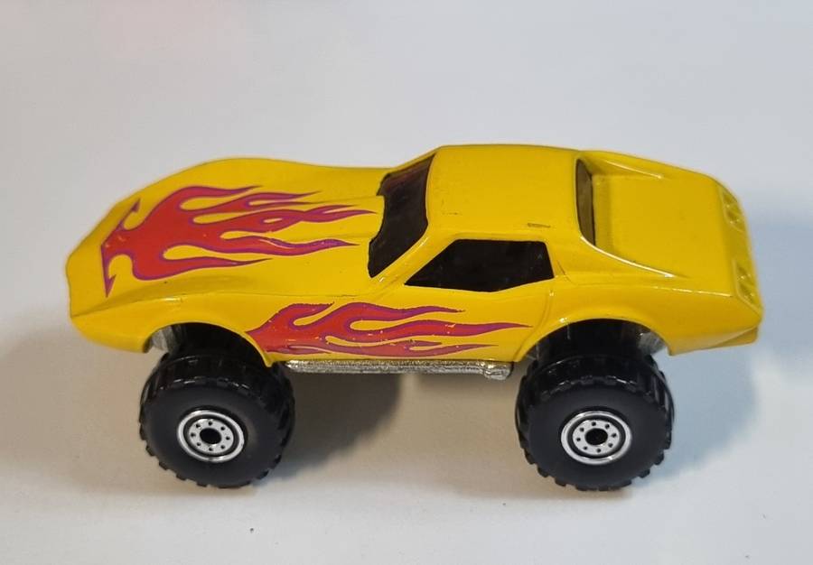 Hot Wheels Vintage 4x4 Monster Corvette Stingray