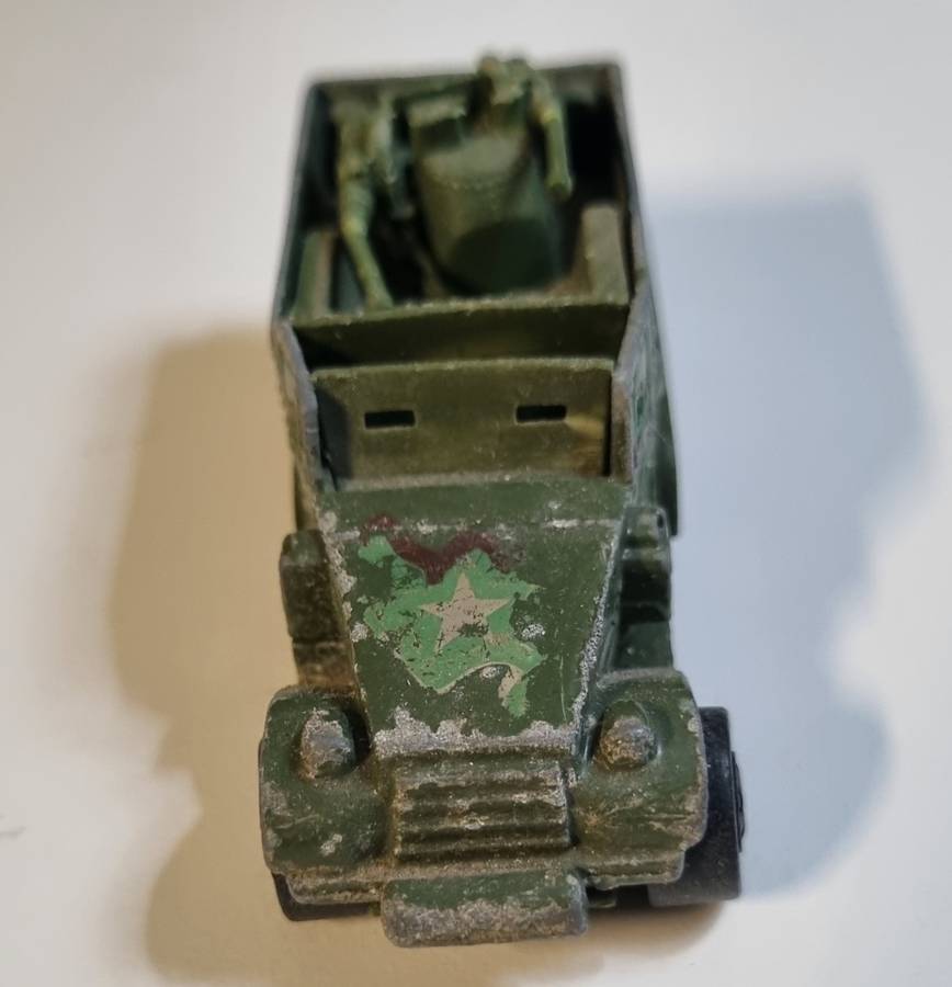 Hot Wheels Vintage 1981 Camouflage Military Green Gun Bucker Army