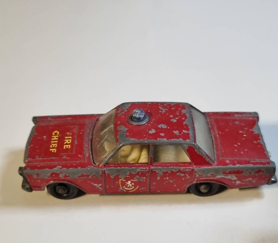 Matchbox Lesney 59C FORD GALAXIE FIRE CHIEF