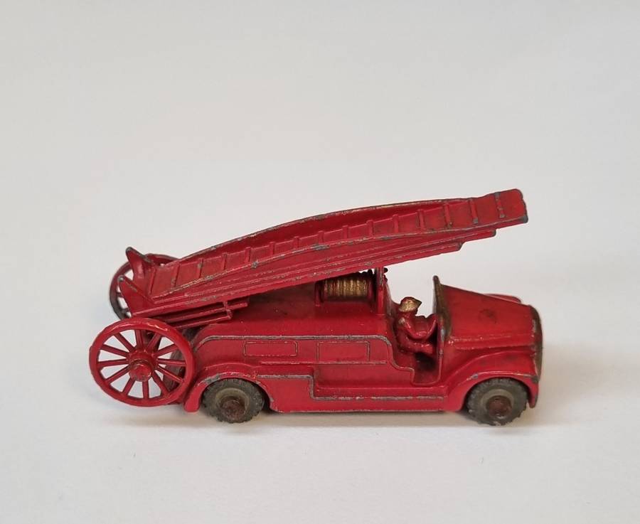 Matchbox Lesney 9a Dennis Fire Escape
