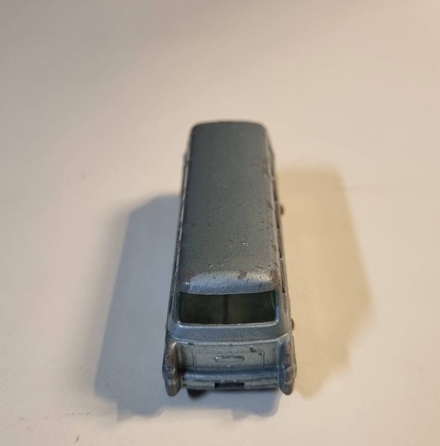 Matchbox Lesney 40B Leyland Royal Tiger Coach