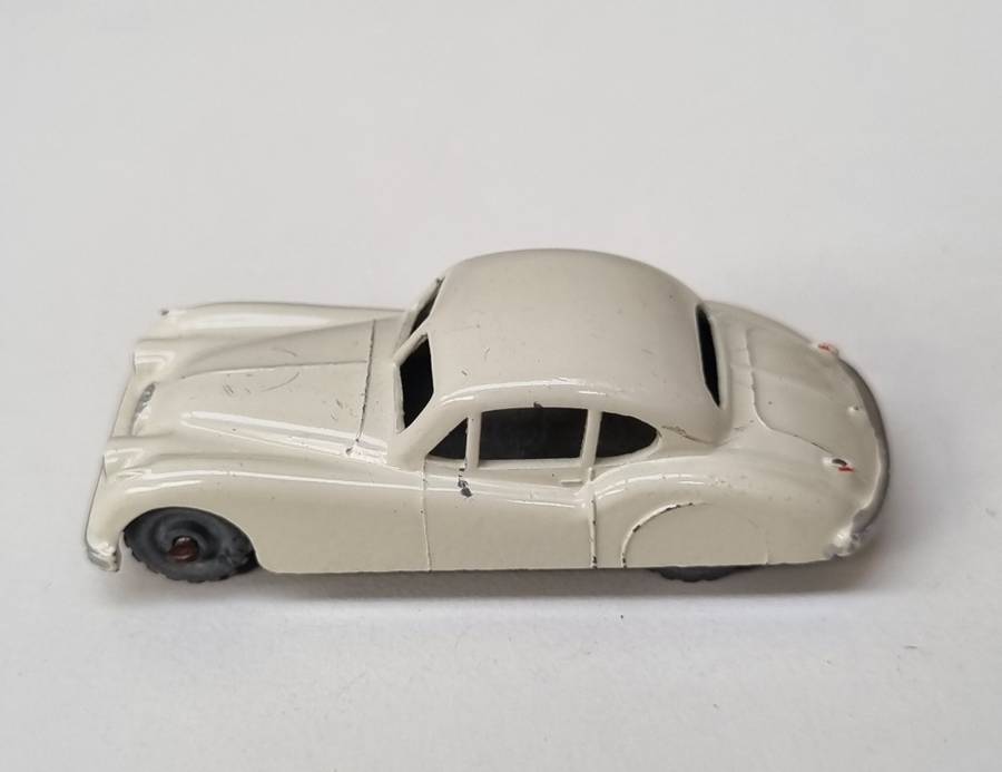 Matchbox Lesney 32A Jaguar XK140