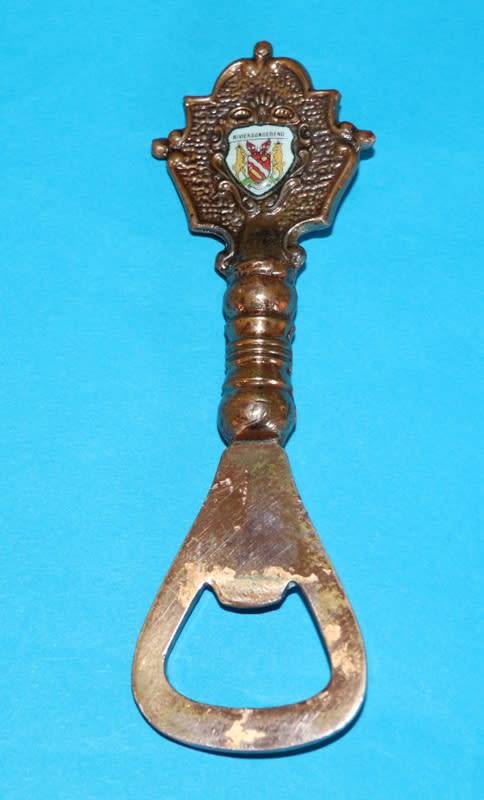 Bottle opener -RIVIERSONDEREND