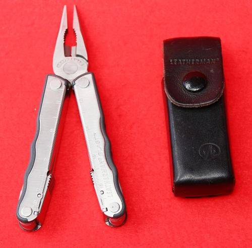 Leatherman Blast *Hunting,camping, hiking, etc*