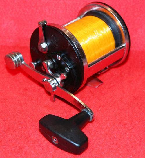 PENN 500 JIGMASTER -METAL SPOOL - FISHING REEL