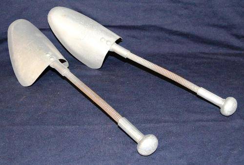 shoe stretcher - Vic-Tree - Metal - vintage