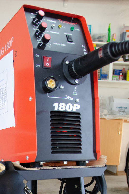 Afrox Welding Machine PortaMig 180P (includes gas bottle)
