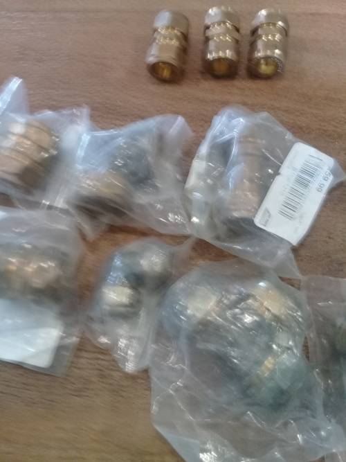 PLUMBING BRASS FITTINGS