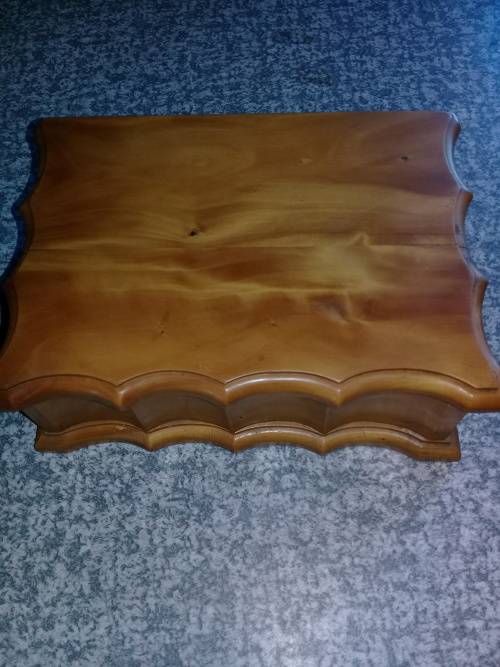 Jewelry box