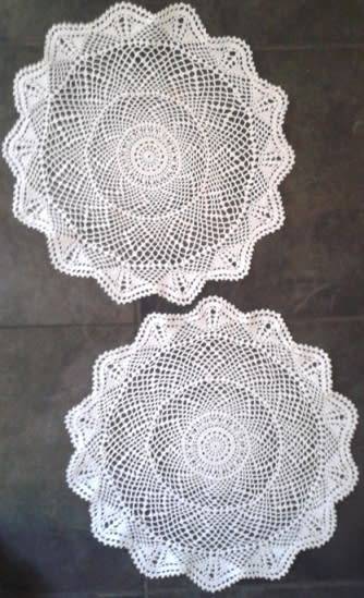 Lovely larger pair vintage cotton crochet doilies 33cm