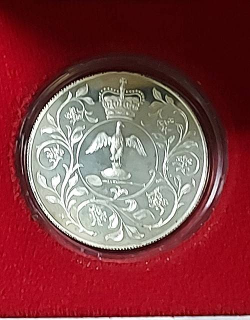 1977 QUEEN ELIZABETH'S JUBILEE SILVER COIN
