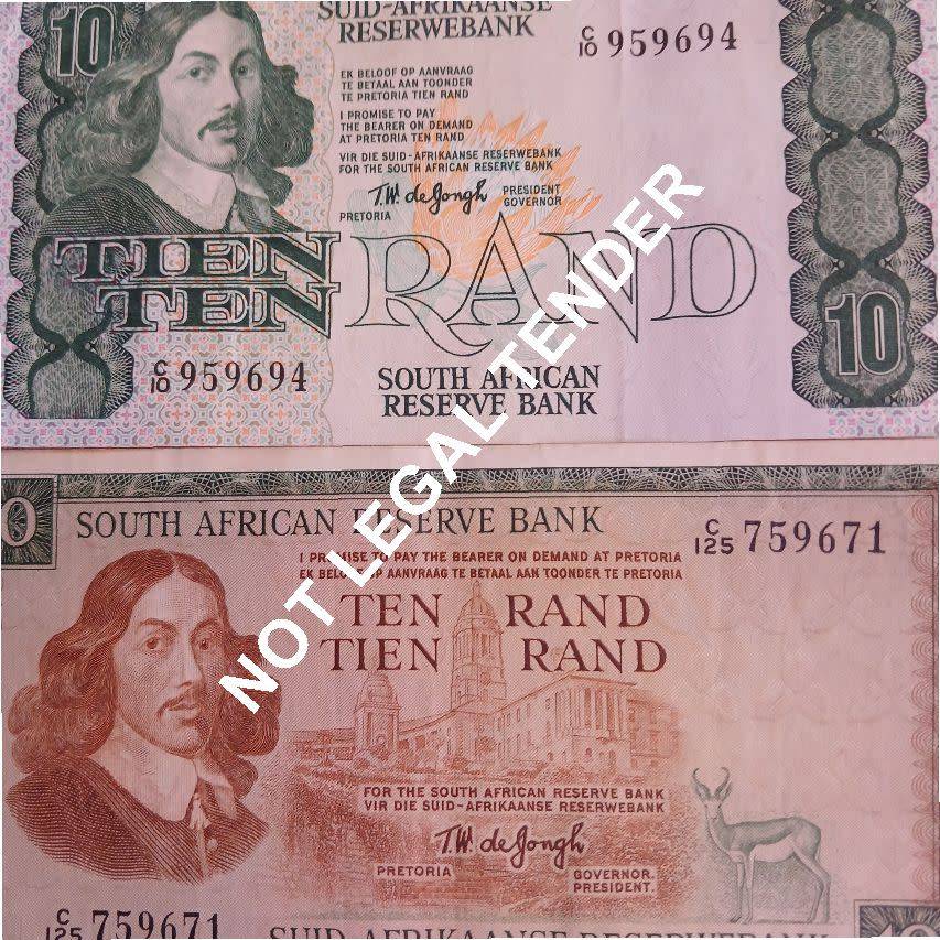 SET OF 4 DIFFERENT R10 NOTES. 1 X MH De Kock , 1 X CL STALS AND 2 X TW DE JONGH