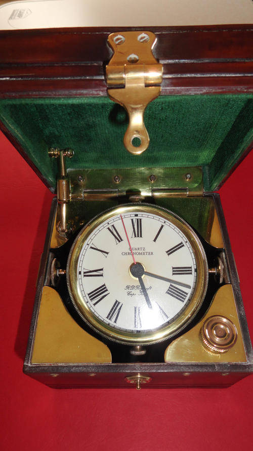 VINTAGE SHIPS CHRONOMETER BY RD REYCRAFT. WOW!