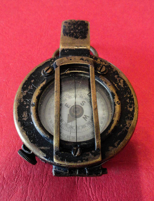 WWII compass, ultra rare!