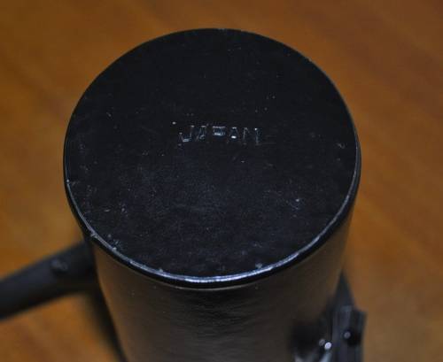 Vintage Tora 80-200mm Auto Zoom Lens No.802242 made in Japan. Includes lined leather case