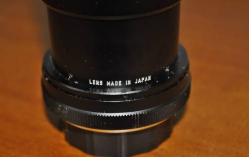 Vintage Tora 80-200mm Auto Zoom Lens No.802242 made in Japan. Includes lined leather case