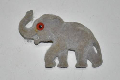 Vintage Carved Bakelite Elephant Pin c1940