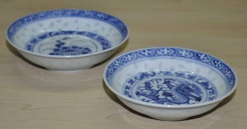 Pair of Vintage Chinese Blue and White Hand Painted Rice Grain Pattern Footed Bowls