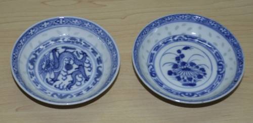 Pair of Vintage Chinese Blue and White Hand Painted Rice Grain Pattern Footed Bowls