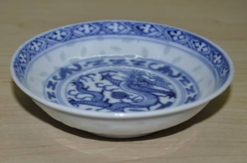 Pair of Vintage Chinese Blue and White Hand Painted Rice Grain Pattern Footed Bowls