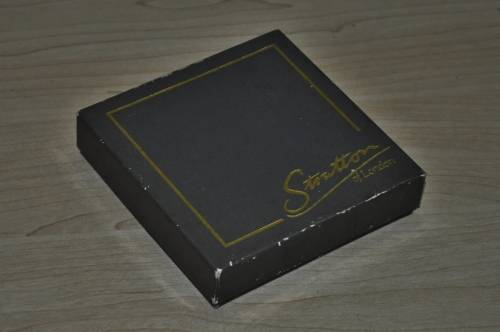 Vintage Silver plated Stratton Powder Compact Made in London c1970 - New, unused, in ordiginal box