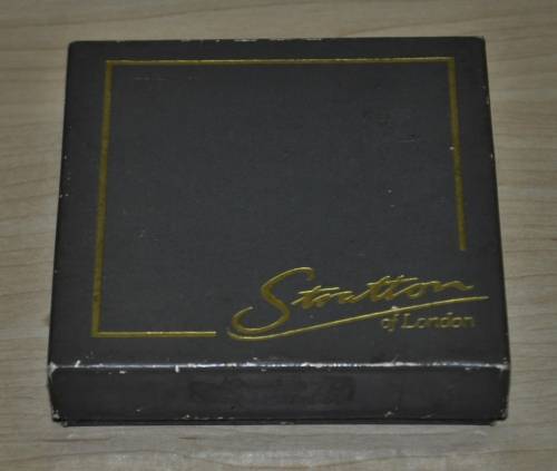 Vintage Silver plated Stratton Powder Compact Made in London c1970 - New, unused, in ordiginal box